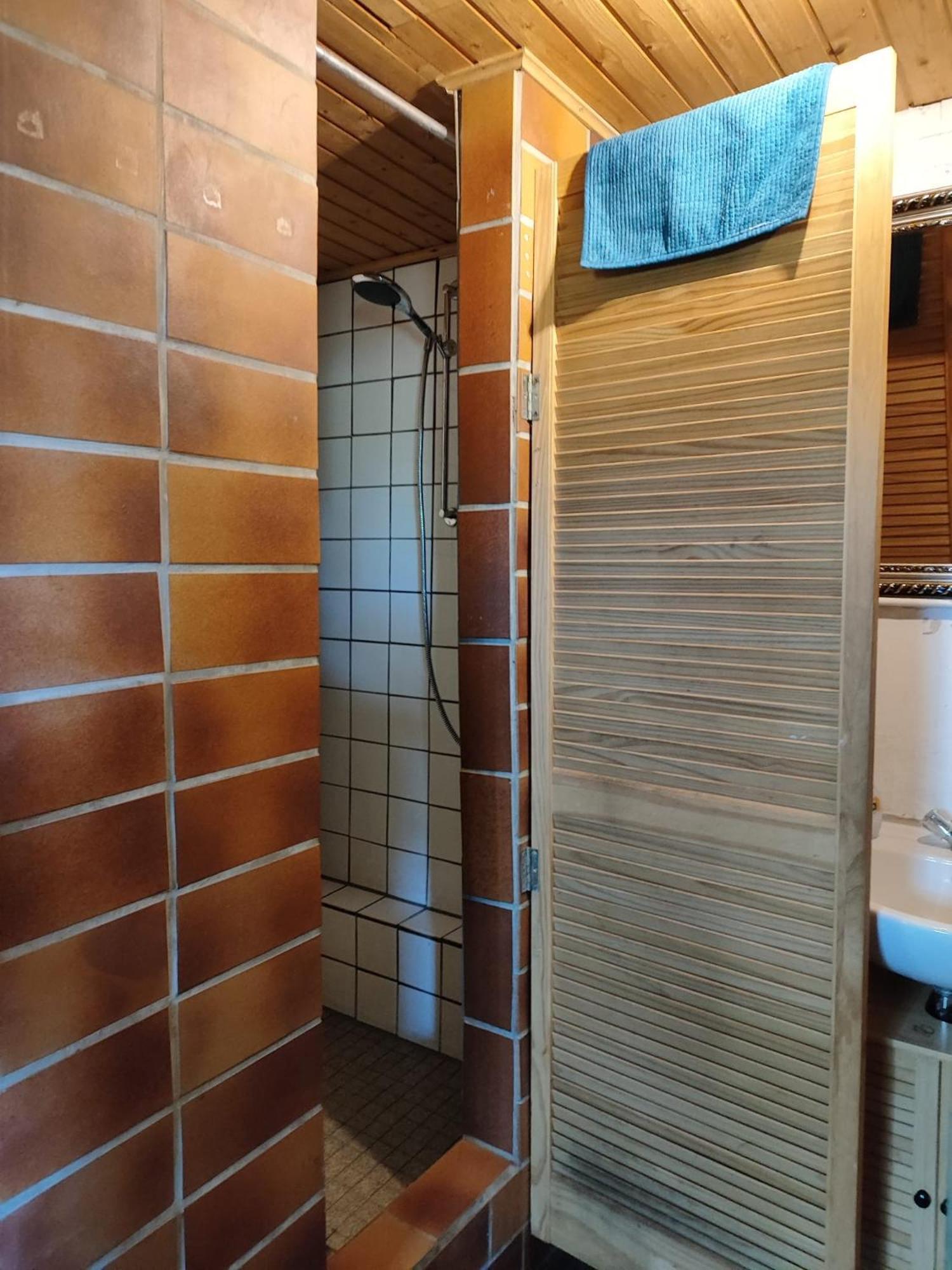 Schaeferwagen Rotkelchen Hotel Ратинген Екстериор снимка